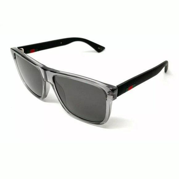 Gucci Men'sBlack and Grey Square Sunglasses!